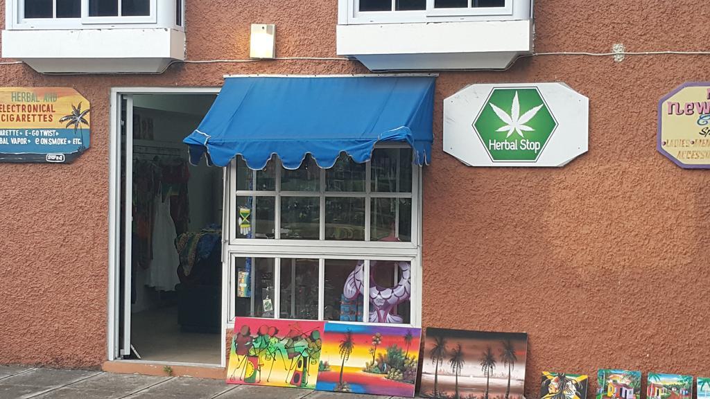 Studio 27 Ocho Rios Exterior foto